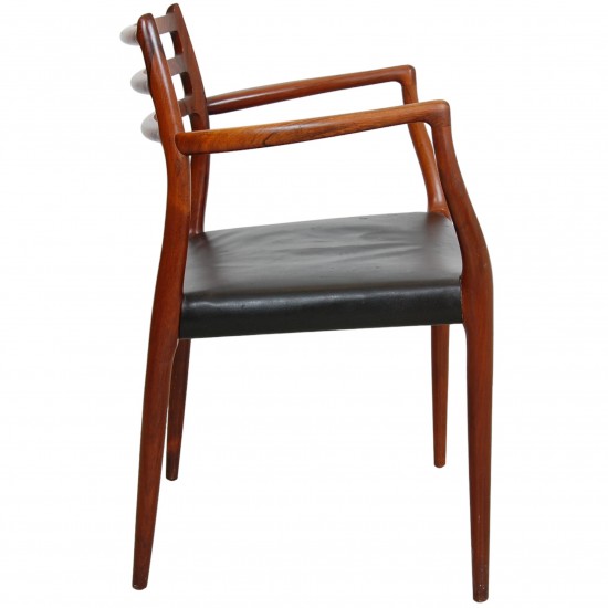 Moller armchair sales